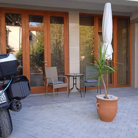 Apartman Apartmanski Smestaj Solaris Kod Aqua Parka Yuth *