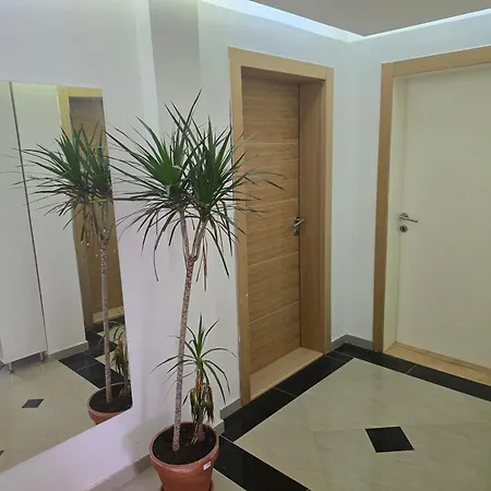 Apartment Apartmanski Smestaj Solaris Kod Aqua Parka Yuth *